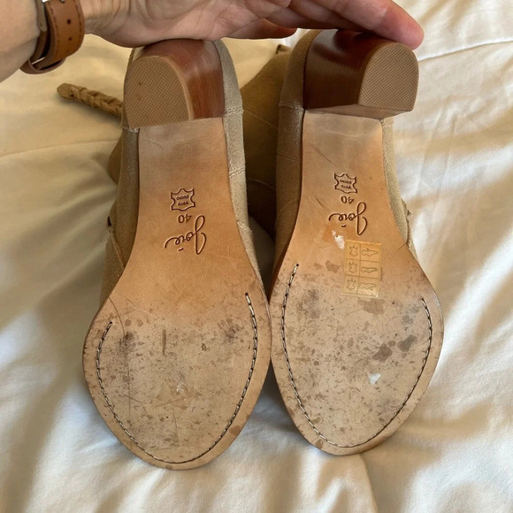 Joie Dalton Suede Western
Bootie Leather Size
EUR 40 size 10 US IN TAUPE Cement - Picture 9 of 16